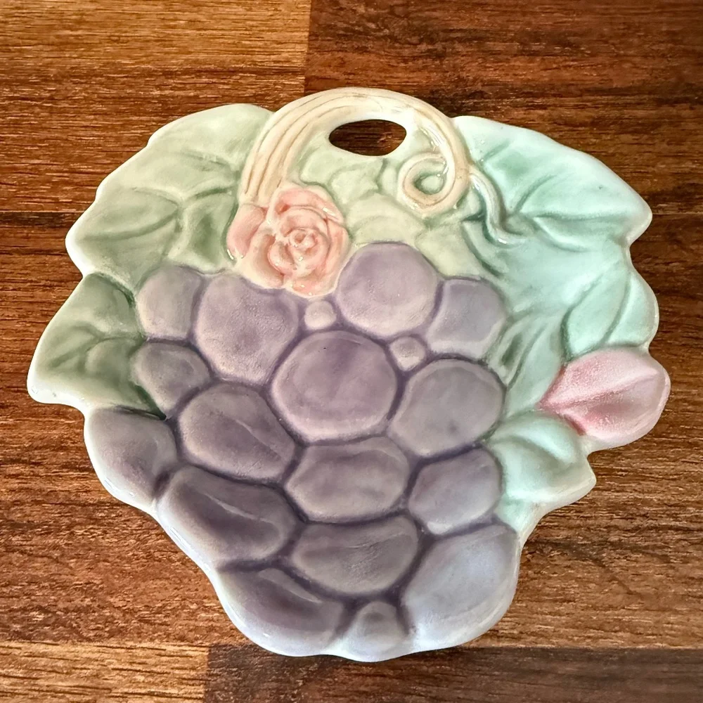 PFALTZGRAFF Grape Fruit Side/Accent Dishes (2)
